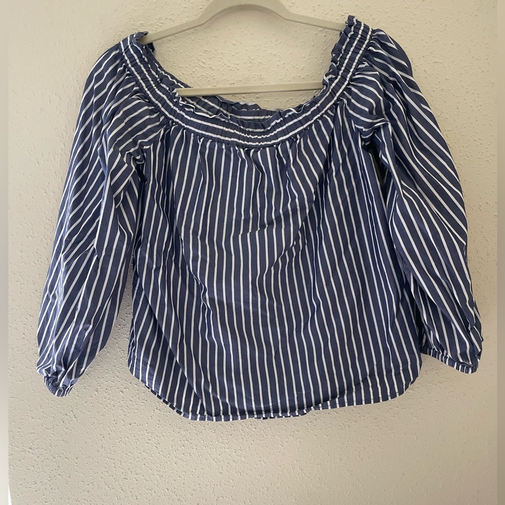 J Crew Women’s Size 6 Blue and White Striped Off The Shoulder Long Sleeve Top - Picture 3 of 16